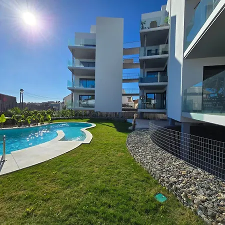 2 Con Piscina Y A Solo 10 Minutos De La Playa 1b Fuengirola